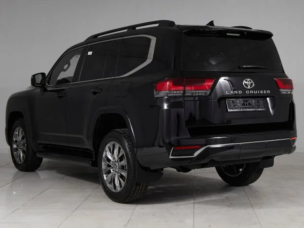 Toyota Land Cruiser, 300 Series фото №4