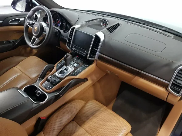 Porsche Cayenne, II Рестайлинг (958) фото №15