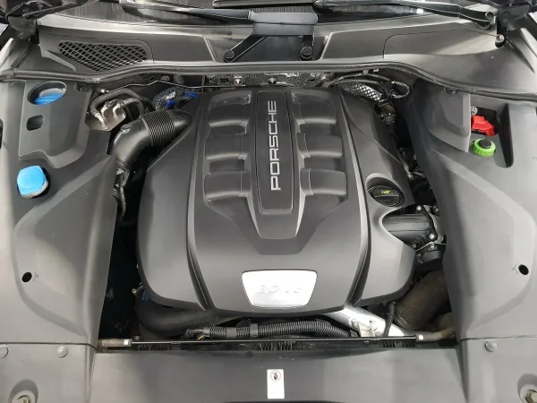 Porsche Cayenne, II Рестайлинг (958) фото №16