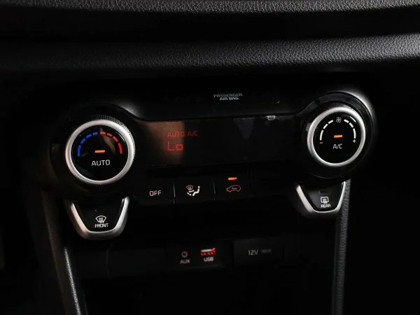 Kia Picanto, III фото №10