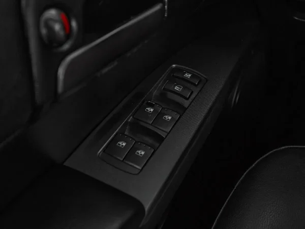 SsangYong Kyron, I Рестайлинг фото №12