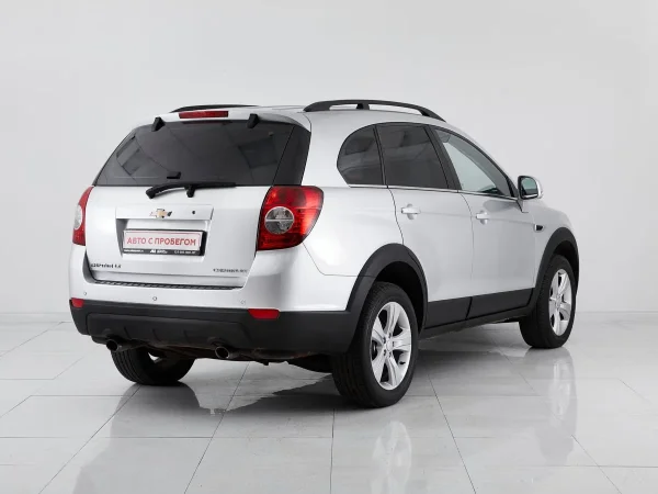 Chevrolet Captiva, I Рестайлинг фото №4