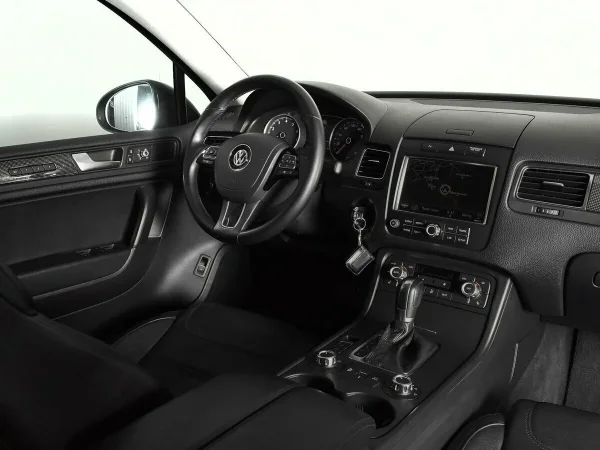 Volkswagen Touareg, II фото №9