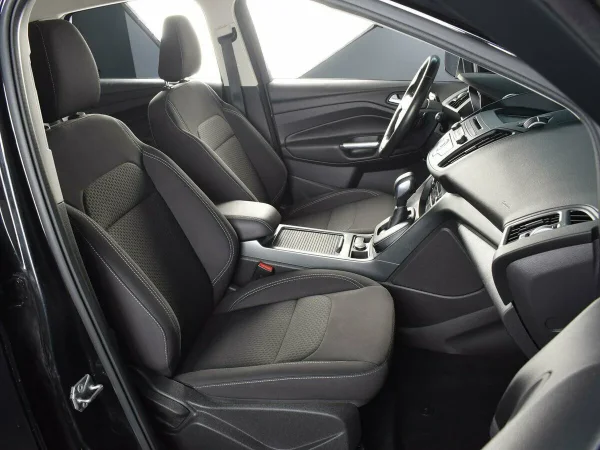 Ford Kuga, II Рестайлинг фото №7
