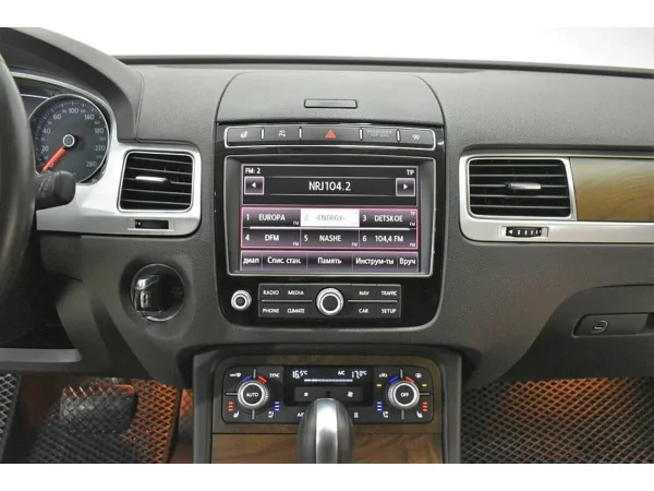 Volkswagen Touareg, II Рестайлинг фото №9