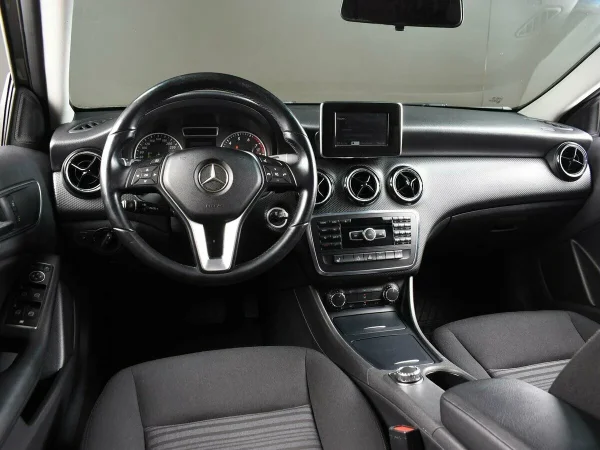 Mercedes-Benz A-Класс, III (W176) фото №6
