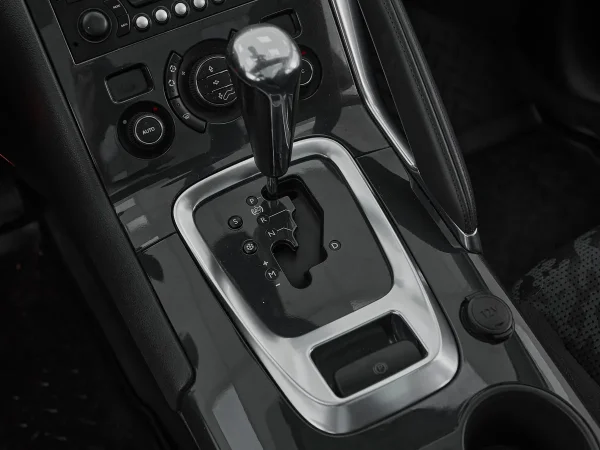 Peugeot 3008, I фото №17