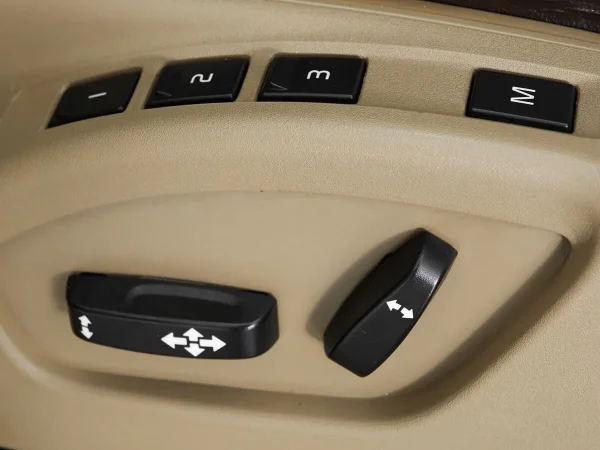 Volvo XC90, I Рестайлинг фото №12
