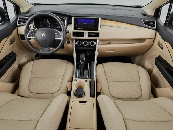 Mitsubishi Xpander, I фото №10