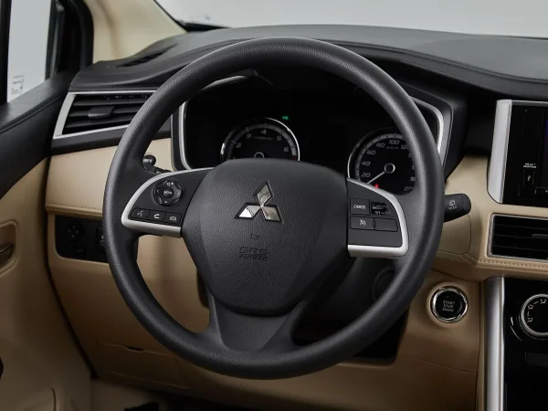 Mitsubishi Xpander, I фото №23