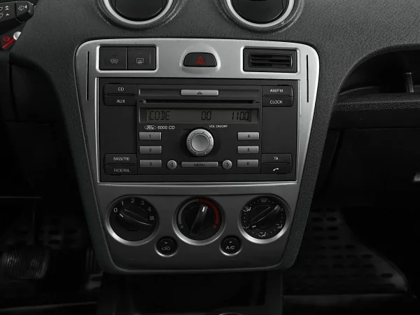 Ford Fusion, I Рестайлинг фото №12