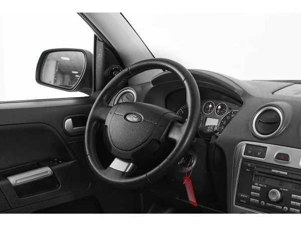 Ford Fusion, I Рестайлинг фото №13