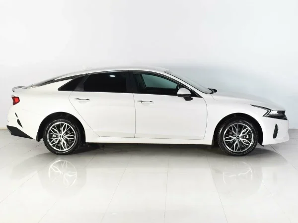 Kia K5, III фото №4