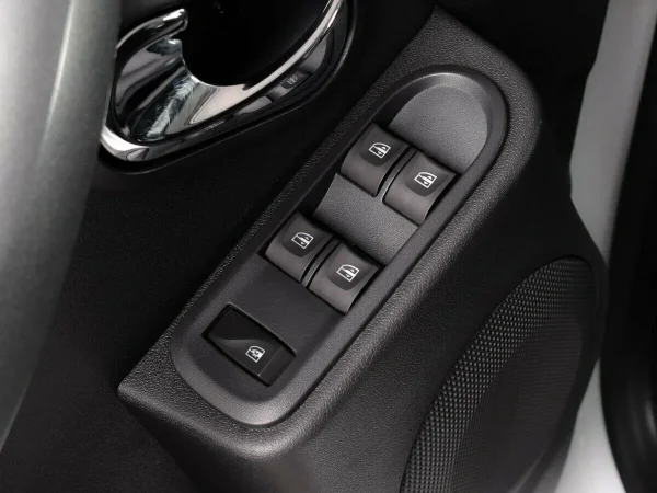 Renault Duster, I Рестайлинг фото №11
