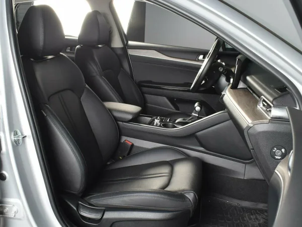 Kia K5, III фото №6