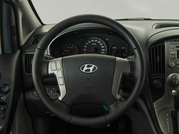 Hyundai H-1, II фото №10