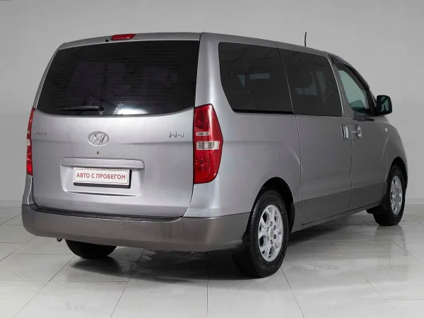 Hyundai H-1, II фото №6