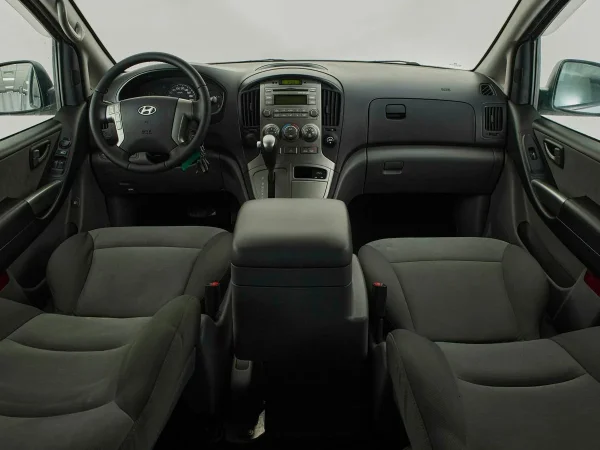 Hyundai H-1, II фото №8