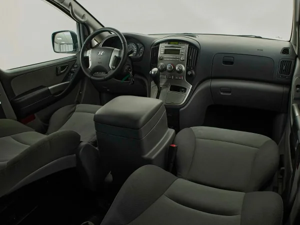 Hyundai H-1, II фото №9