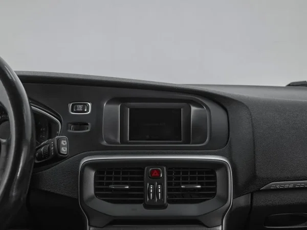 Volvo V40, II фото №15