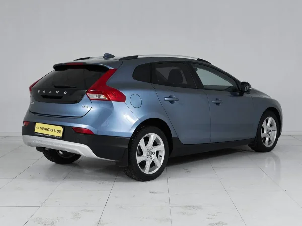 Volvo V40, II фото №6