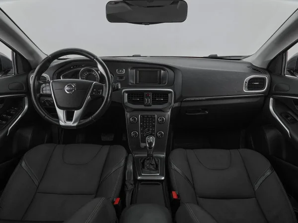 Volvo V40, II фото №8