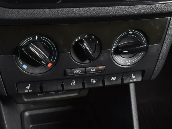Skoda Rapid, II фото №8