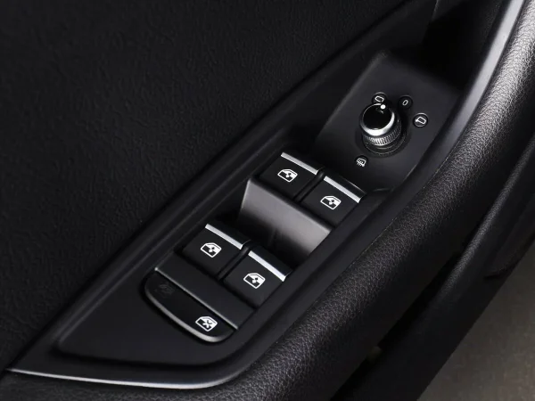 Audi A4, V (B9) фото №10