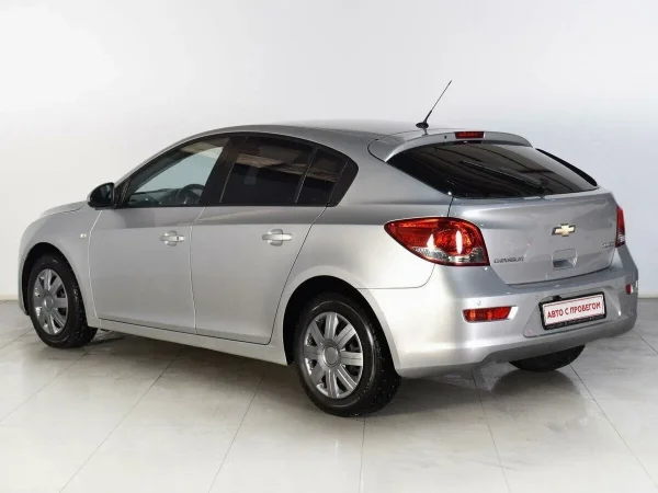 Chevrolet Cruze, I Рестайлинг фото №3
