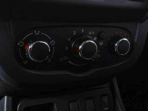 Renault Duster, I Рестайлинг фото №8