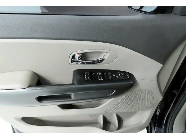 Kia Carnival, III фото №10