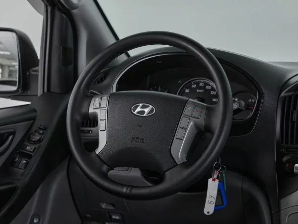 Hyundai Grand Starex, I фото №20