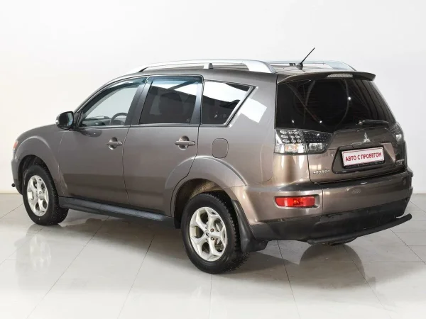 Mitsubishi Outlander, II Рестайлинг фото №3
