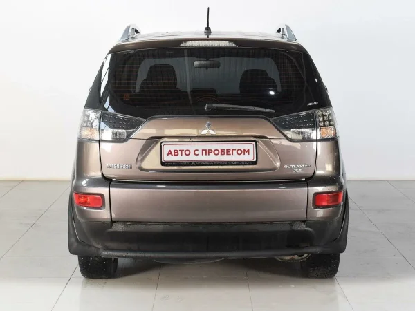 Mitsubishi Outlander, II Рестайлинг фото №5