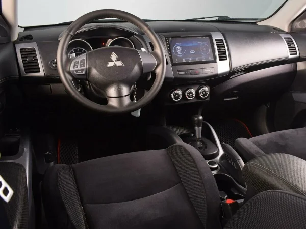 Mitsubishi Outlander, II Рестайлинг фото №6