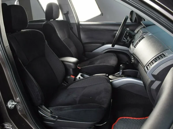 Mitsubishi Outlander, II Рестайлинг фото №7
