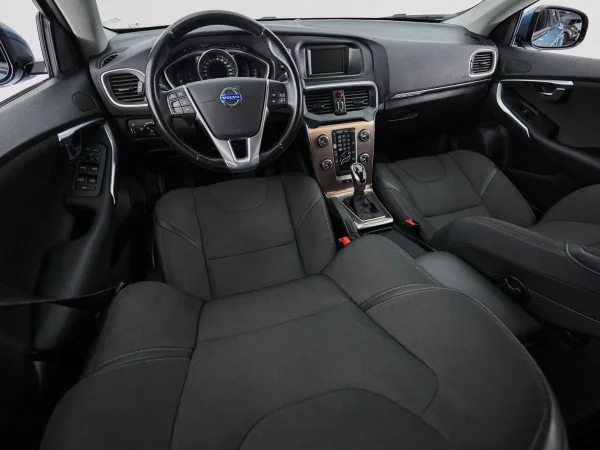 Volvo V40, II фото №10