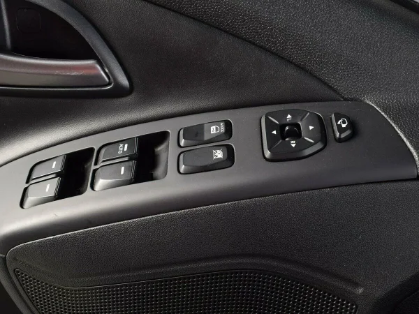 Hyundai ix35, I Рестайлинг фото №11