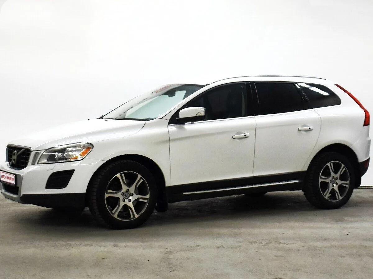 Volvo XC60, I 2011  фото