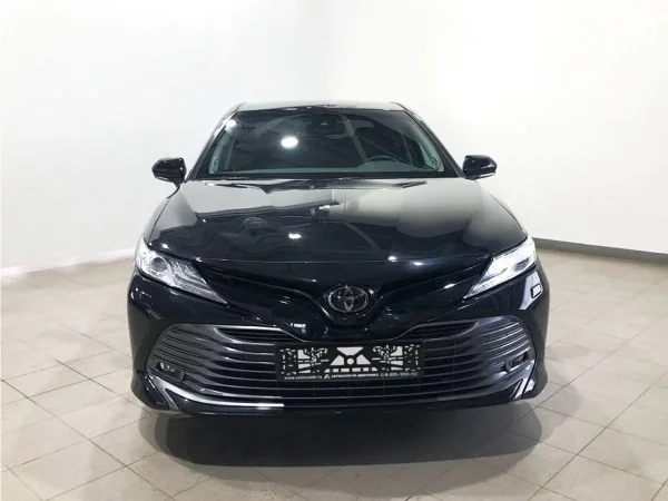 Toyota Camry, VIII (XV70) фото №2