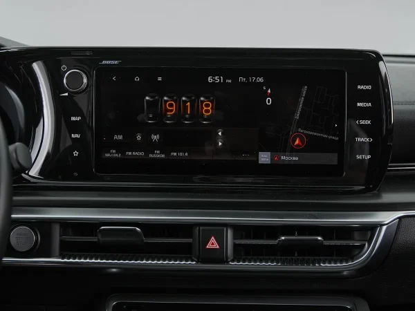 Kia K5, III фото №23