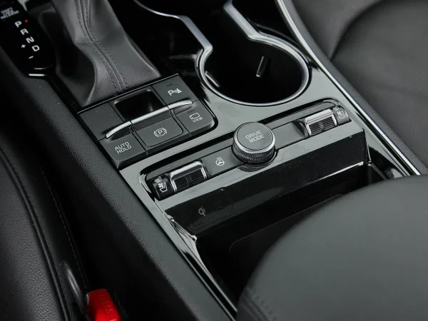Kia K5, III фото №26