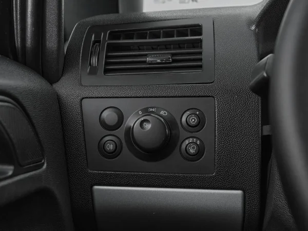 Opel Zafira, C фото №14
