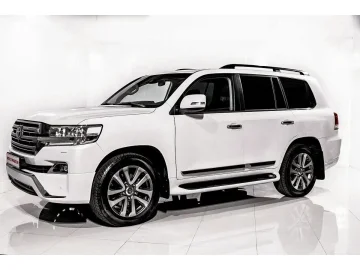 Toyota Land Cruiser, 200 Series Рестайлинг 2 2017 Executive фото