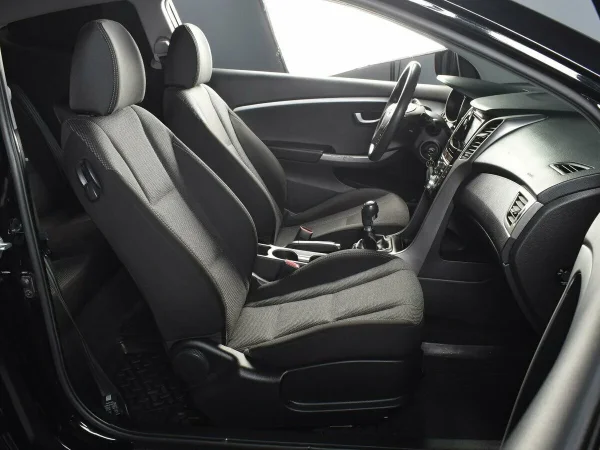 Hyundai i30, II фото №7