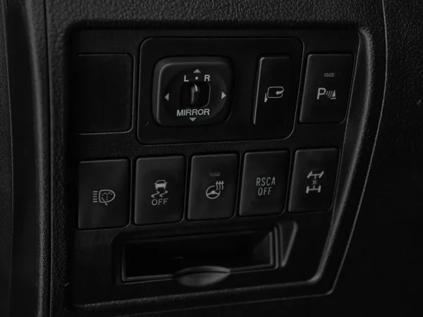 Toyota Land Cruiser, 200 Series Рестайлинг 1 фото №15