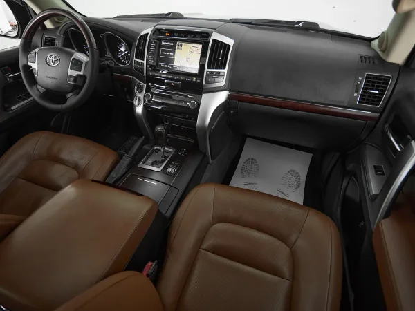 Toyota Land Cruiser, 200 Series Рестайлинг 1 фото №9