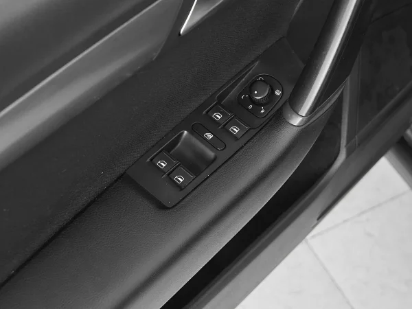 Volkswagen Passat, B7 фото №13