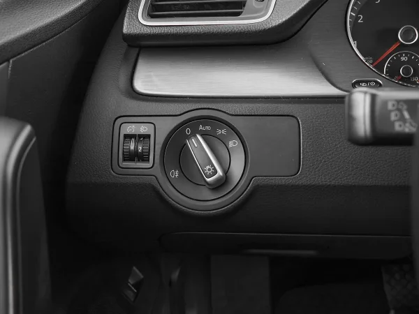 Volkswagen Passat, B7 фото №15