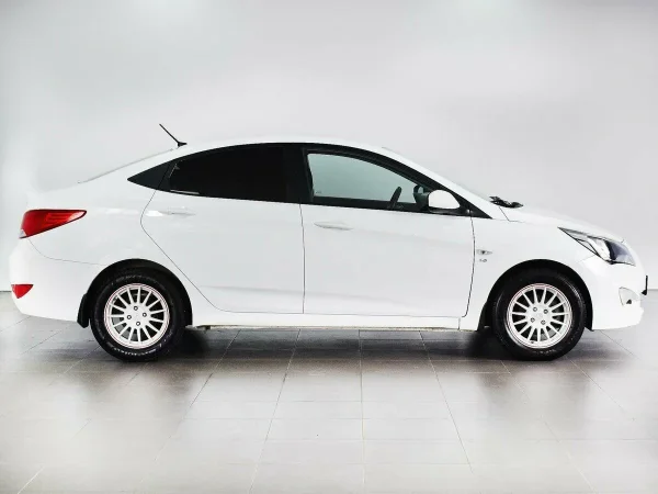 Hyundai Solaris, I Рестайлинг фото №4